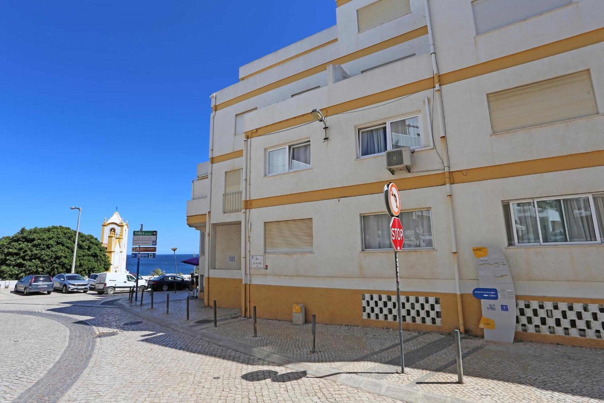 Casas Da Calheta In Luz Oda fotoğraf