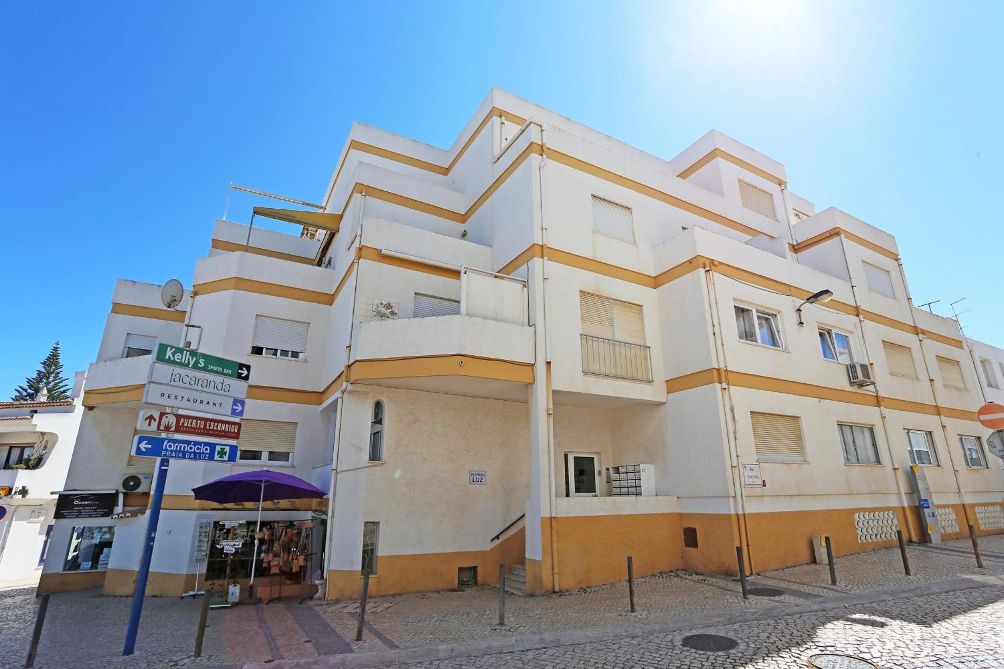Casas Da Calheta In Luz Oda fotoğraf
