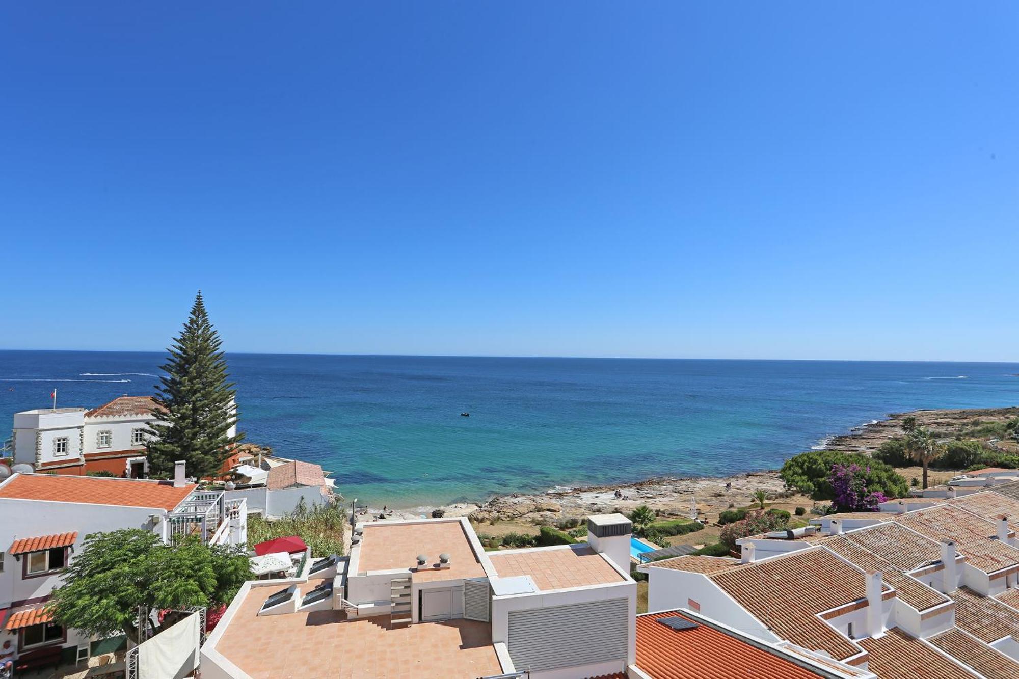 Casas Da Calheta In Luz Oda fotoğraf